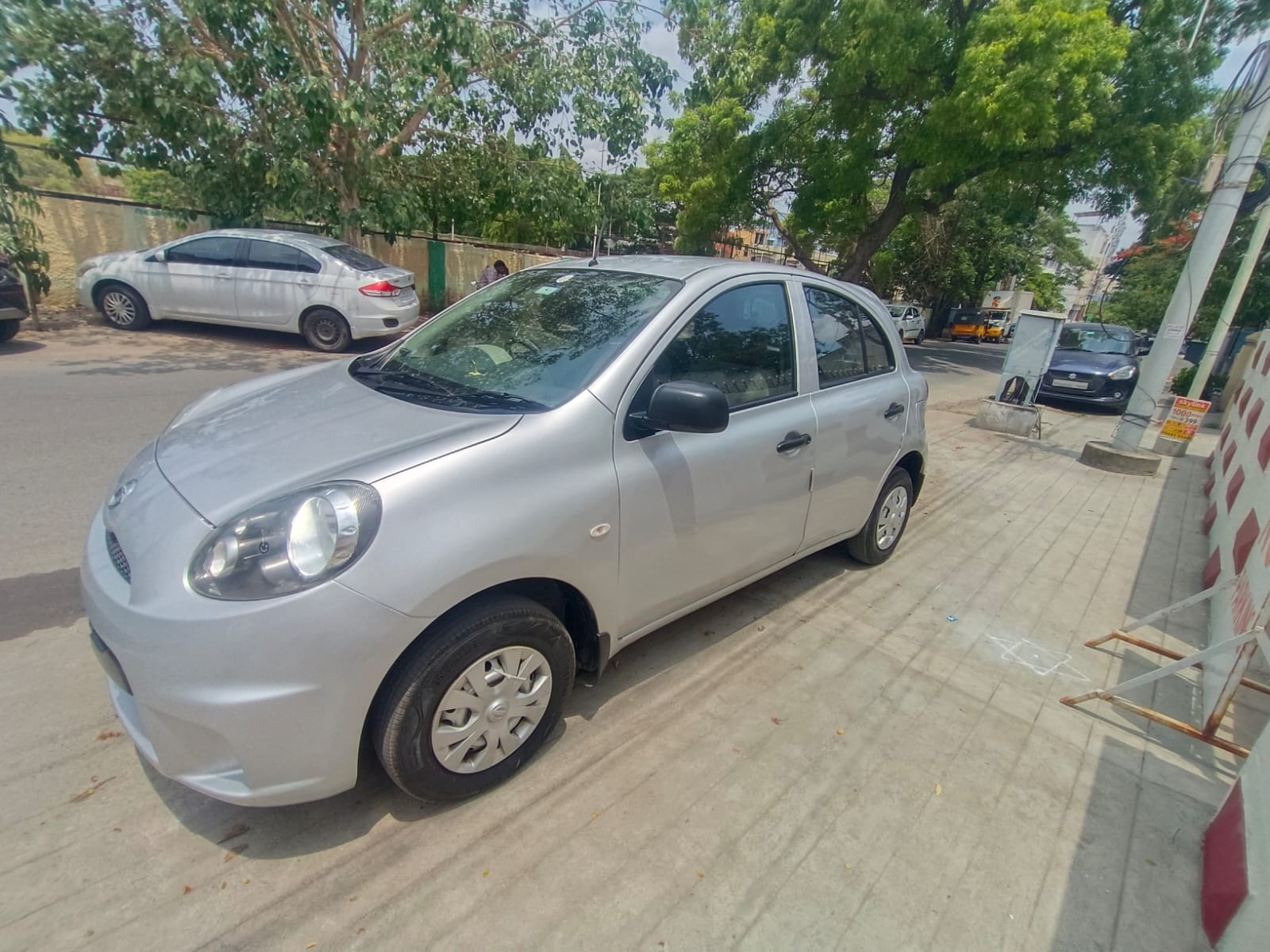 Nissan Micra Active - Image 4